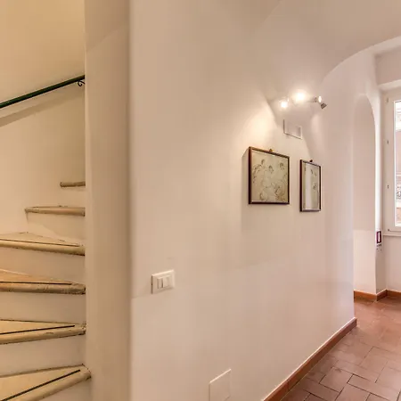 Piccolo Trevi 4*