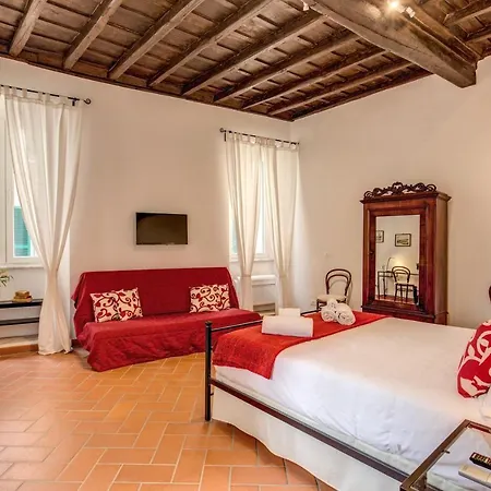 Piccolo Trevi Рим