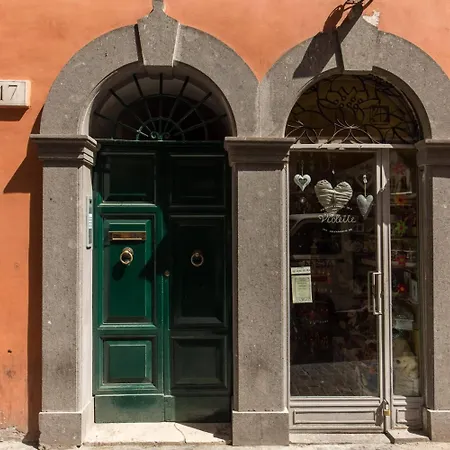 Piccolo Trevi 4*