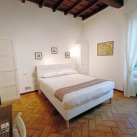 Piccolo Trevi 4*