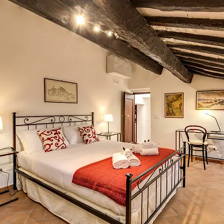 Piccolo Trevi 4*