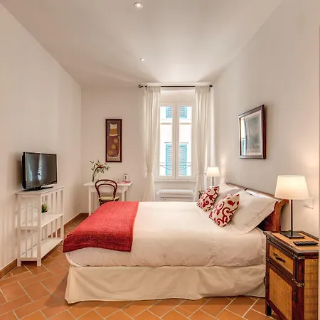 Konukevi Piccolo Trevi 4*