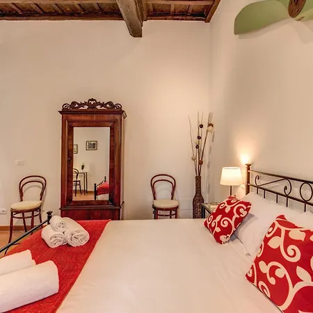 Konukevi Piccolo Trevi