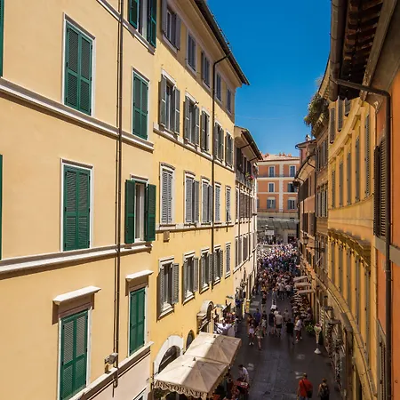 Piccolo Trevi
